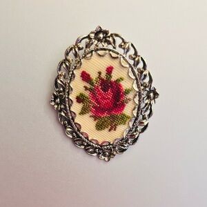 Floral Rose Embroidered Oval Brooch - Pink & Green